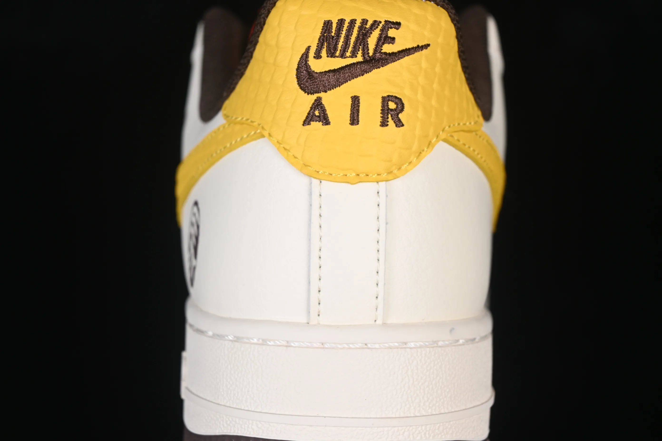 All categories Nk Air Force 1 Air Force series Nk Air Force 1 Low Air Force low-top Nike Air Force 1'07 Low red, white and yellow contrast Air Force 1 low-top casual sneakers JP2026-155
